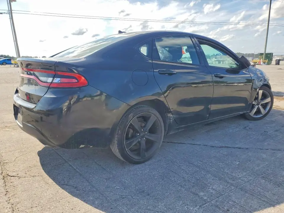 2015 DODGE DART SXT  