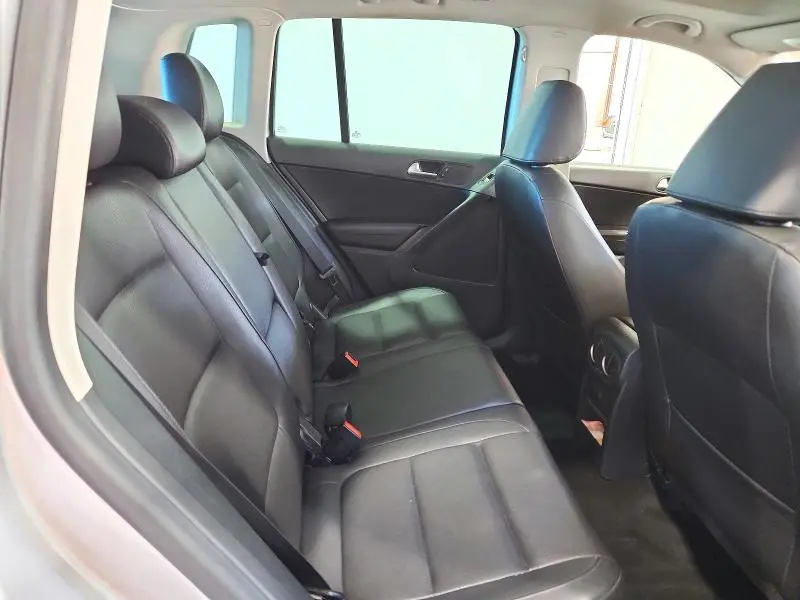 2016 VOLKSWAGEN TIGUAN S  