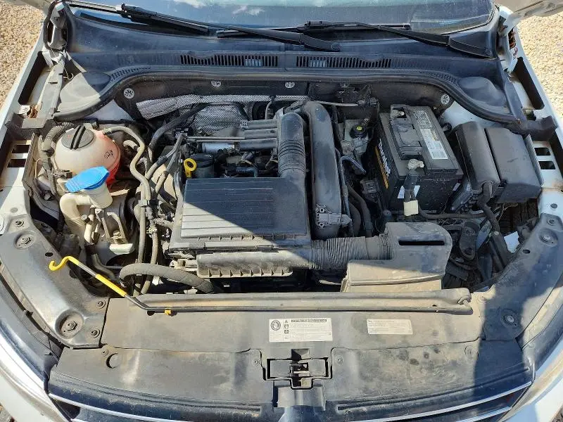 2017 VOLKSWAGEN JETTA SE  