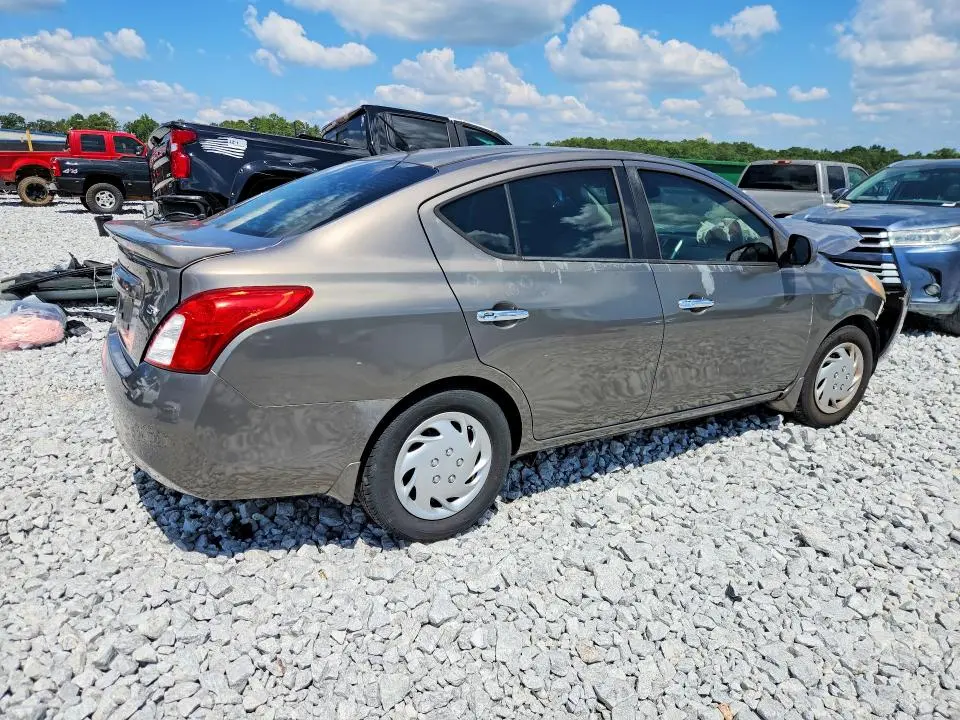 2014 NISSAN VERSA 1.6 SV  