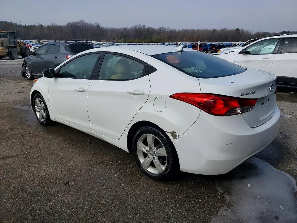 2012 HYUNDAI ELANTRA GLS  