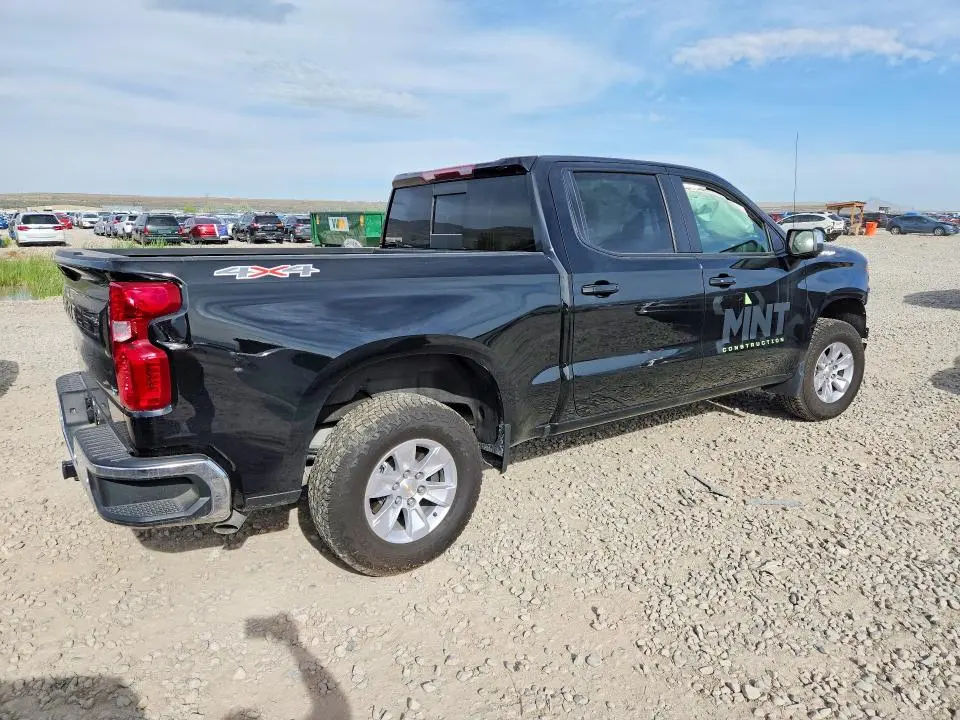 2026 CHEVROLET SILVERADO K1500 LT  