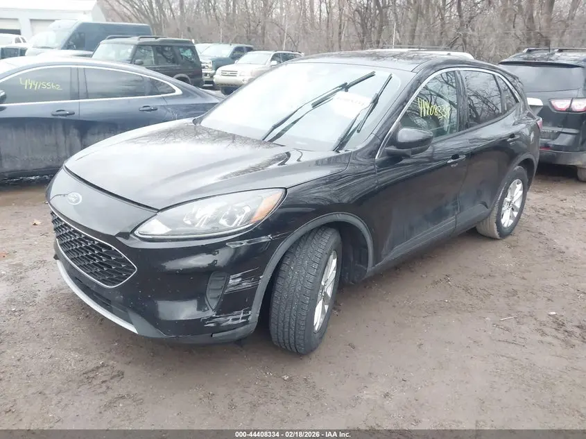2020 FORD ESCAPE SE
