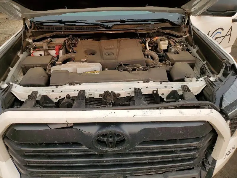 2025 TOYOTA TUNDRA DOUBLE CAB SR5  