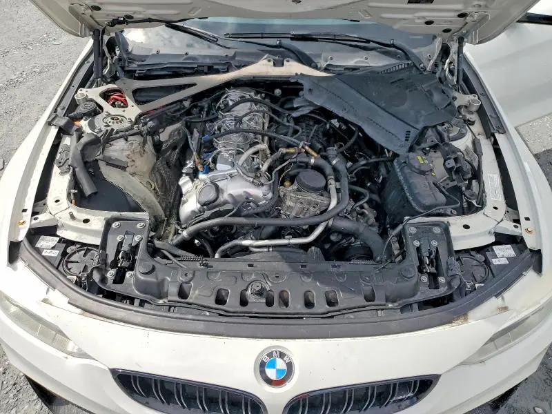 2015 BMW M4   