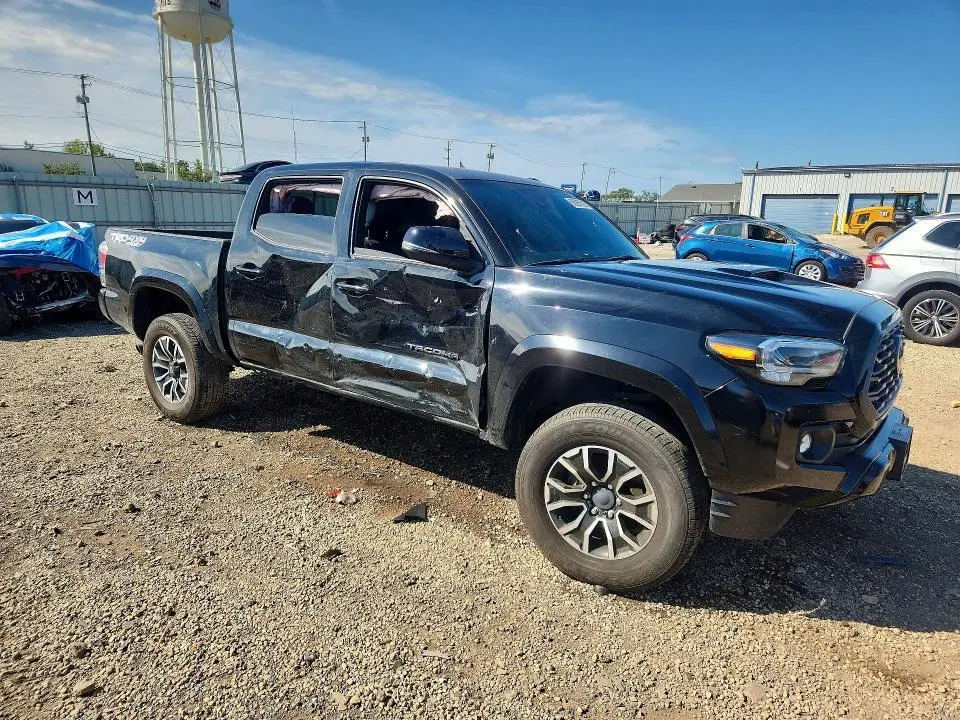 2023 TOYOTA TACOMA TRD SPORT  