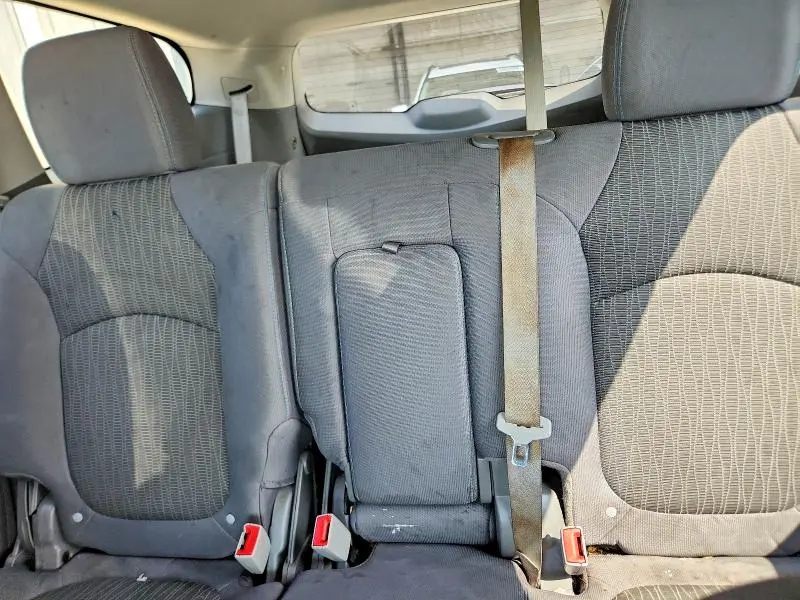 2016 CHEVROLET TRAVERSE LS  