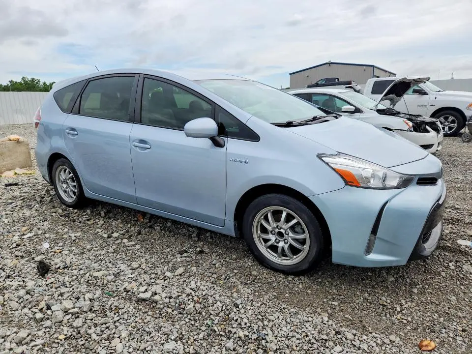2016 TOYOTA PRIUS V FOUR  