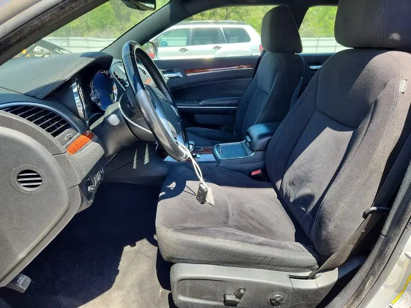 2012 CHRYSLER 300   