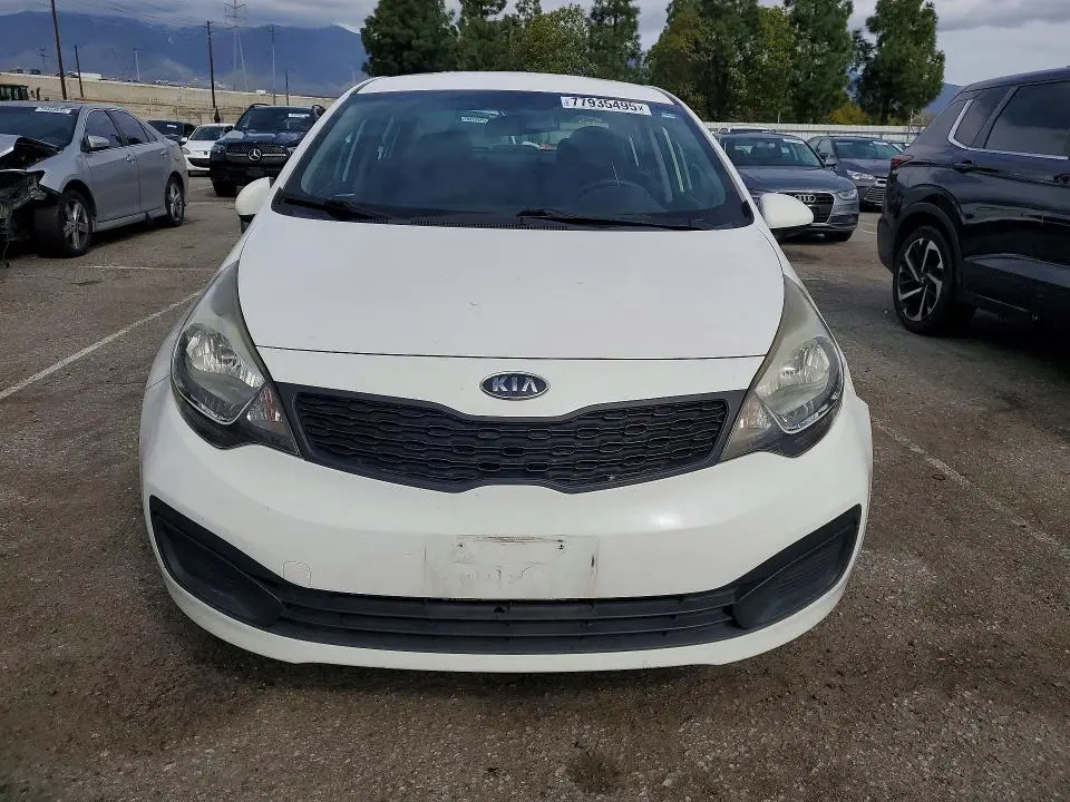 2013 KIA RIO LX  