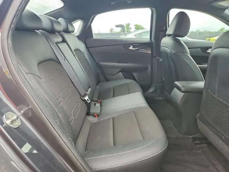 2020 KIA FORTE GT LINE  