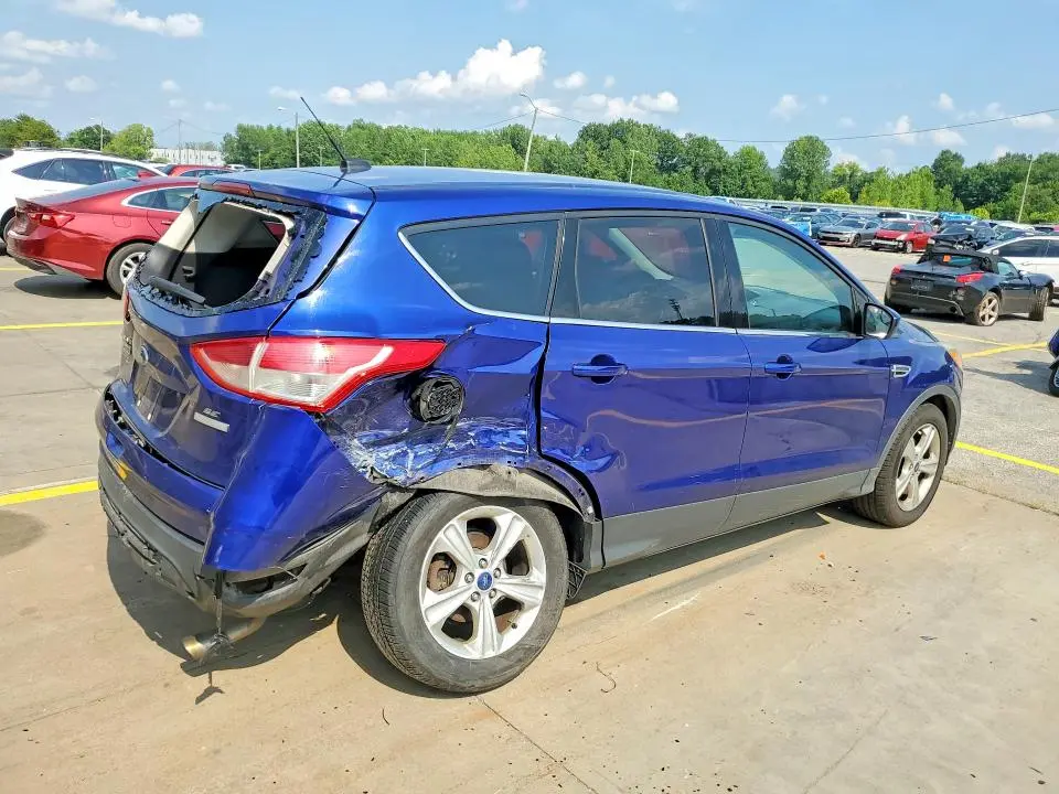 2016 FORD ESCAPE SE  