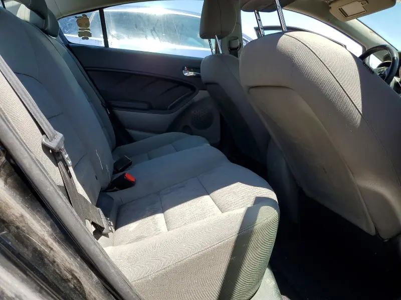 2016 KIA FORTE LX  