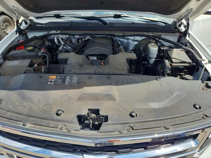 2015 CHEVROLET SUBURBAN C1500 LS  