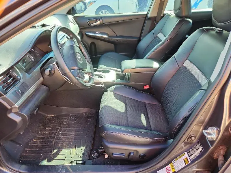 2013 TOYOTA CAMRY SE V6  