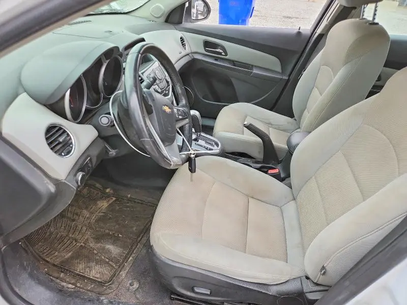 2012 CHEVROLET CRUZE LT  