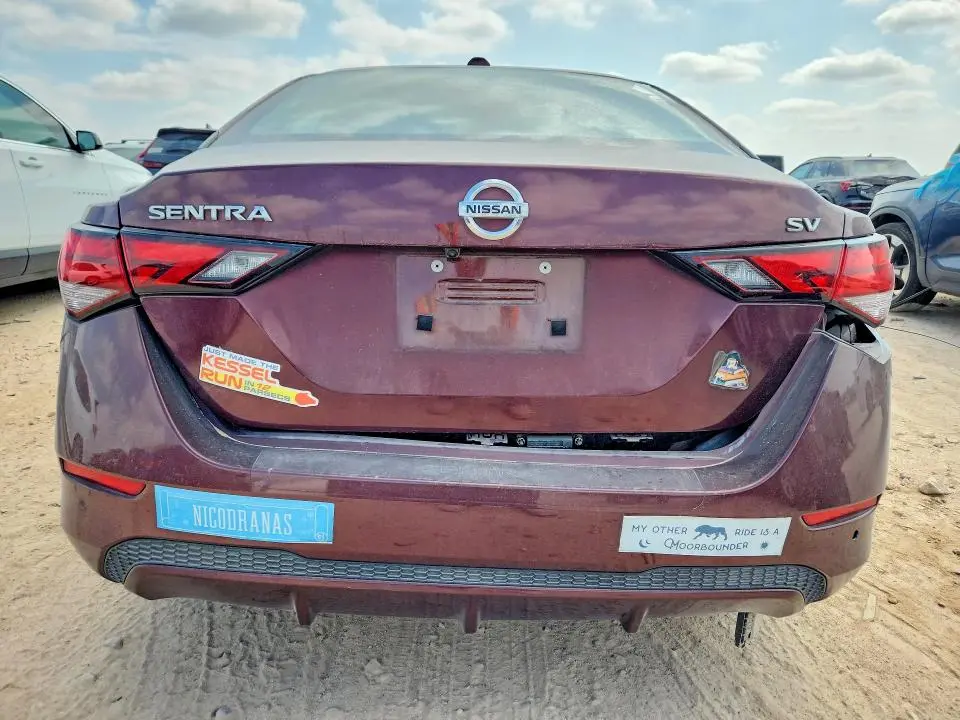2022 NISSAN SENTRA SV  