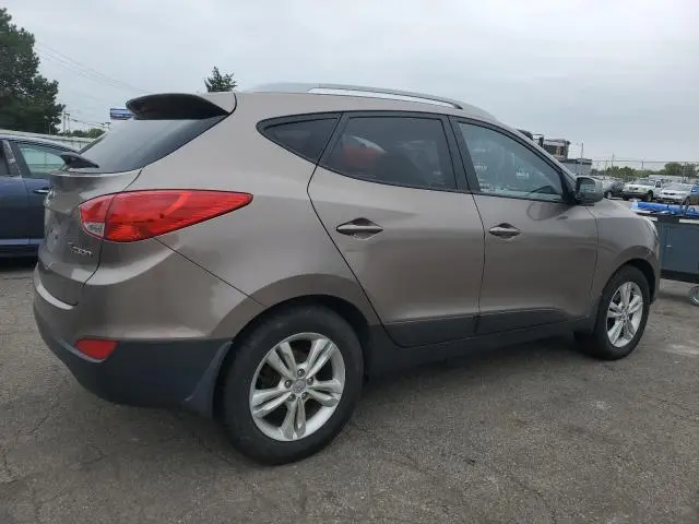 2011 HYUNDAI TUCSON GLS  