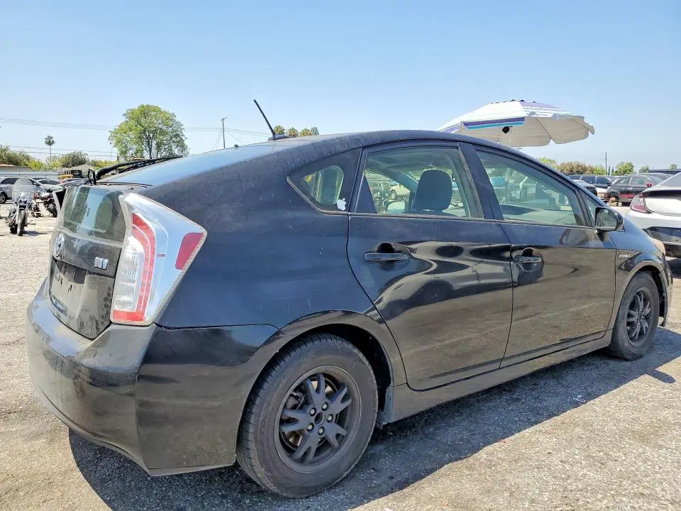 2014 TOYOTA PRIUS FOUR  