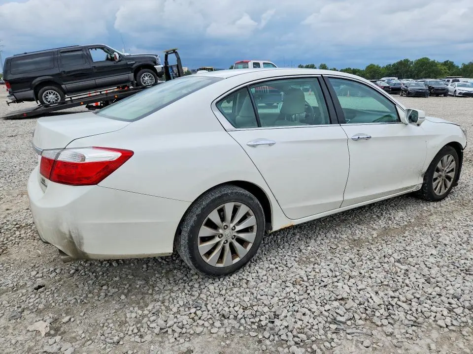 2015 HONDA ACCORD TOURING  