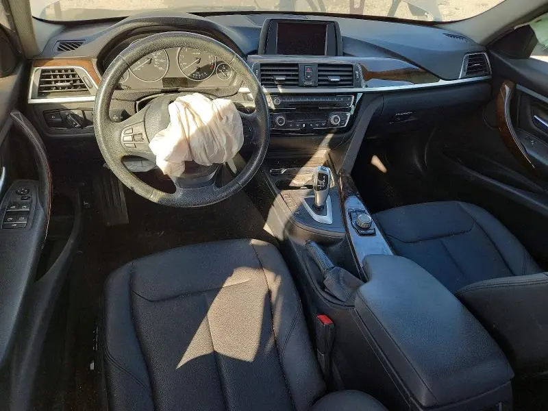 2017 BMW 320 I  