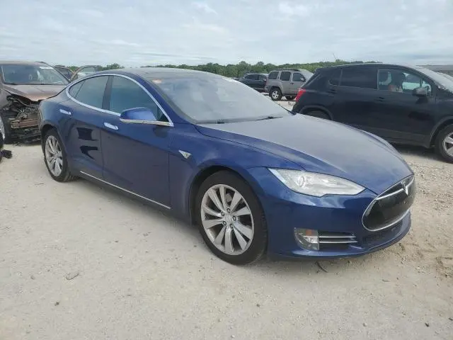 2016 TESLA MODEL S
