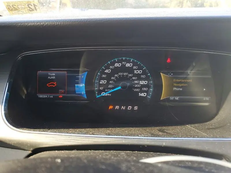 2015 FORD TAURUS SEL  