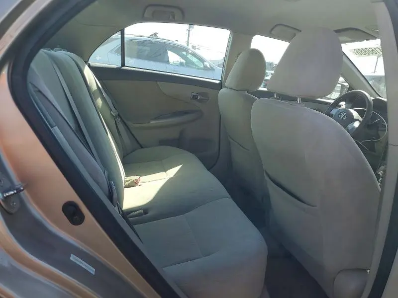 2010 TOYOTA COROLLA LE  