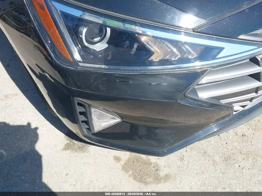 2020 HYUNDAI ELANTRA SE
