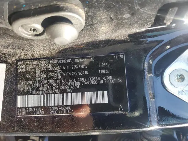 2021 TOYOTA HIGHLANDER XLE  