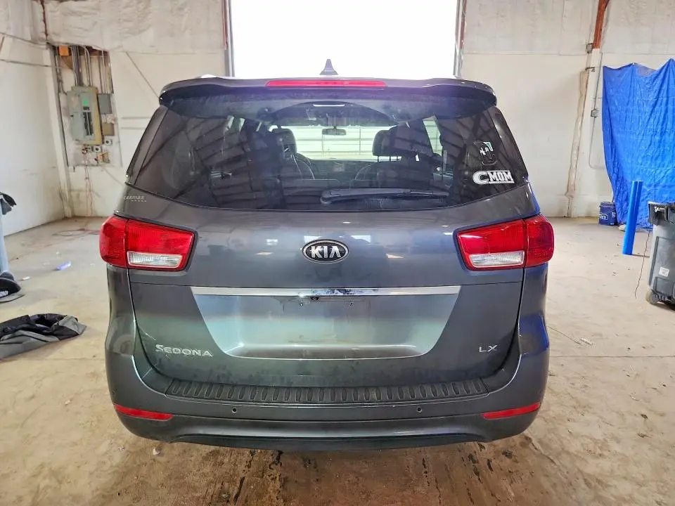 2016 KIA SEDONA LX  