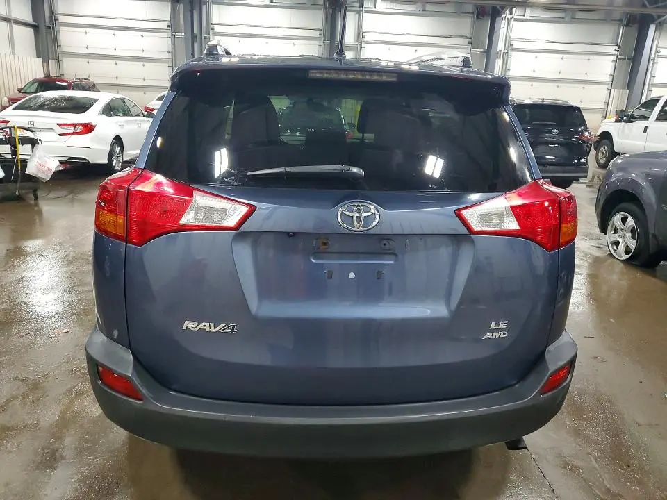 2013 TOYOTA RAV4 LE  