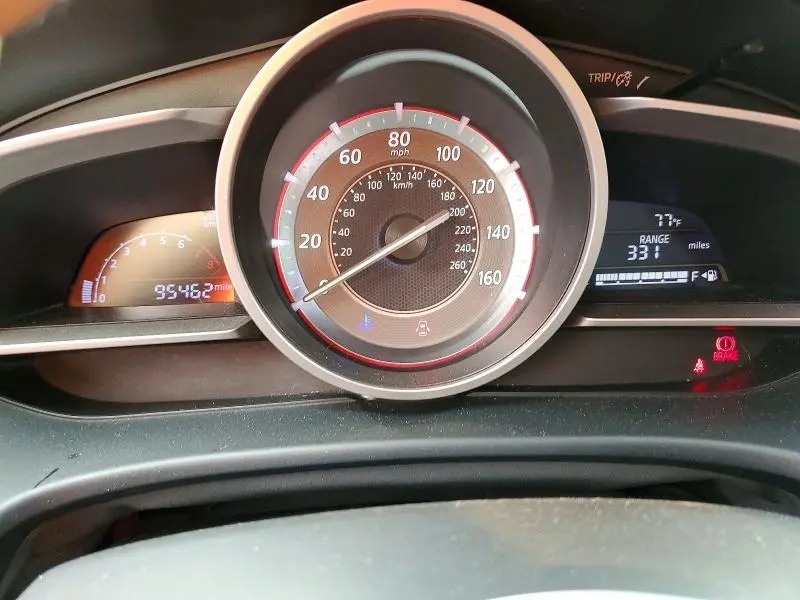 2014 MAZDA 3 SV  