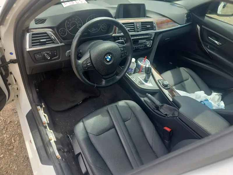2017 BMW 320 I  
