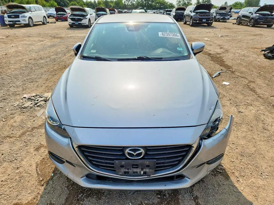 2018 MAZDA 3 TOURING  