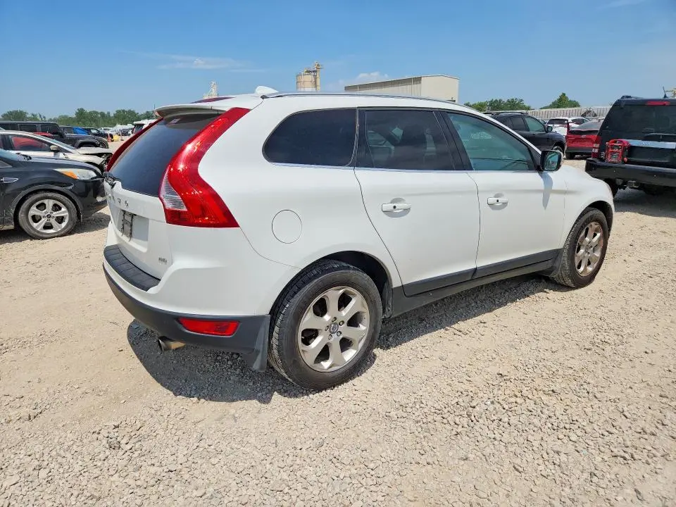 2013 VOLVO XC60 3.2  