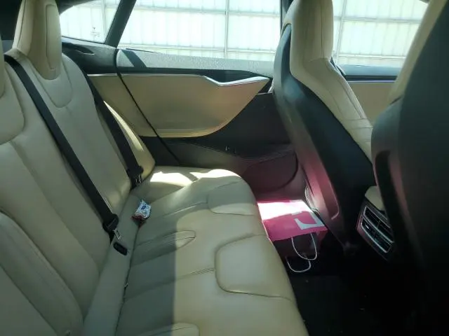 2015 TESLA MODEL S 85D  