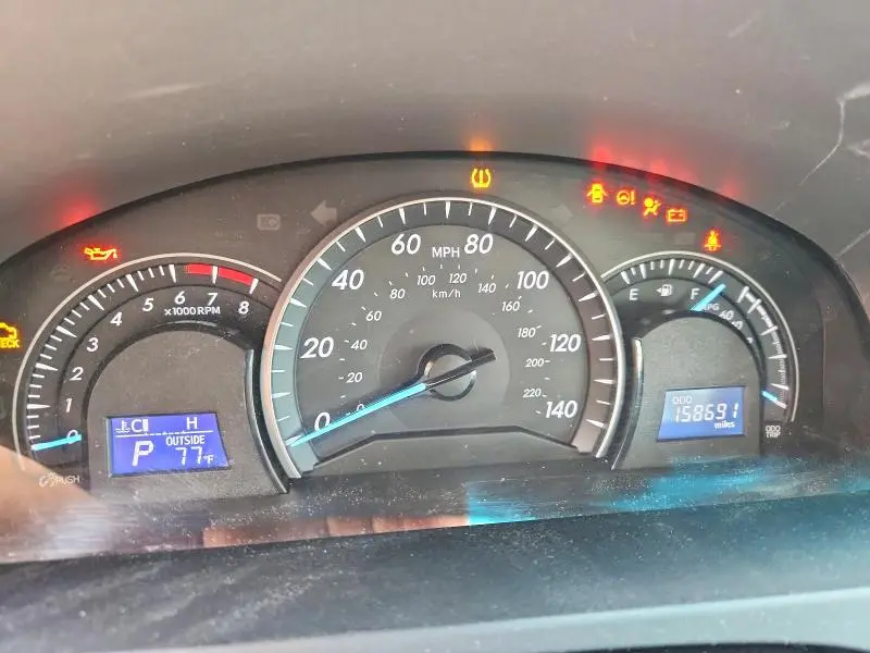 2013 TOYOTA CAMRY LE  