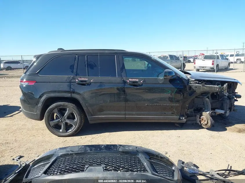 2023 JEEP GRAND CHEROKEE ALTITUDE 4X2