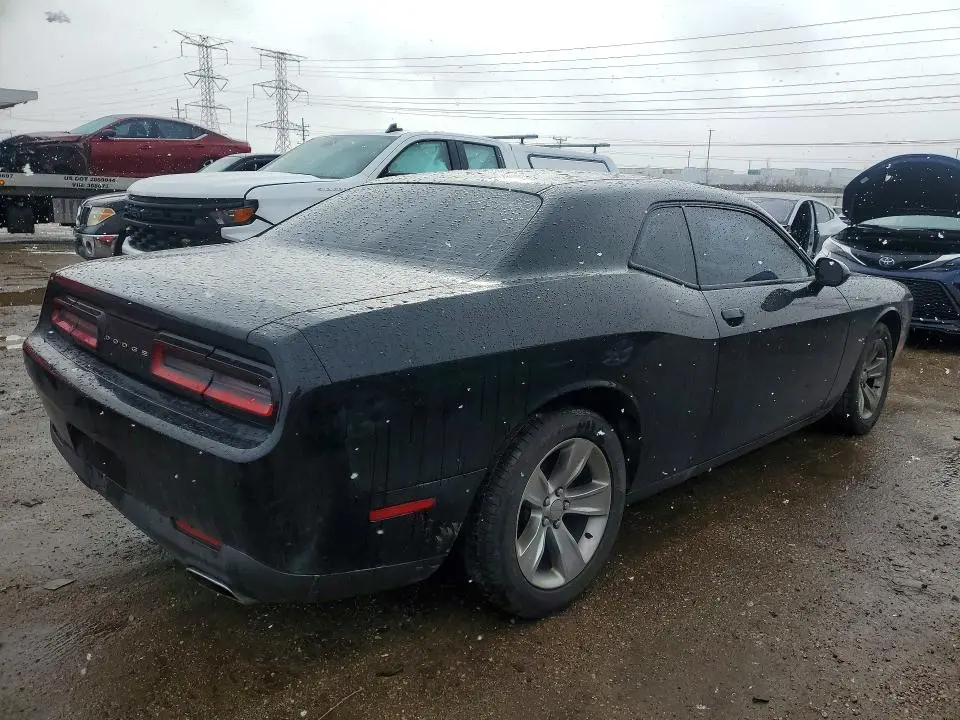 2016 DODGE CHALLENGER SXT  