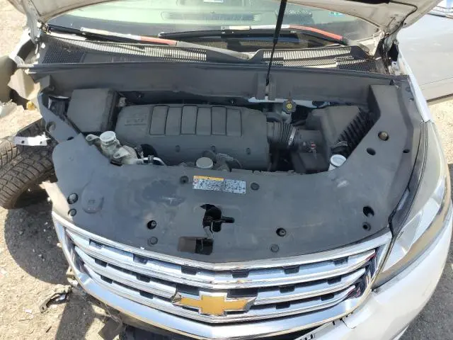 2017 CHEVROLET TRAVERSE LT  