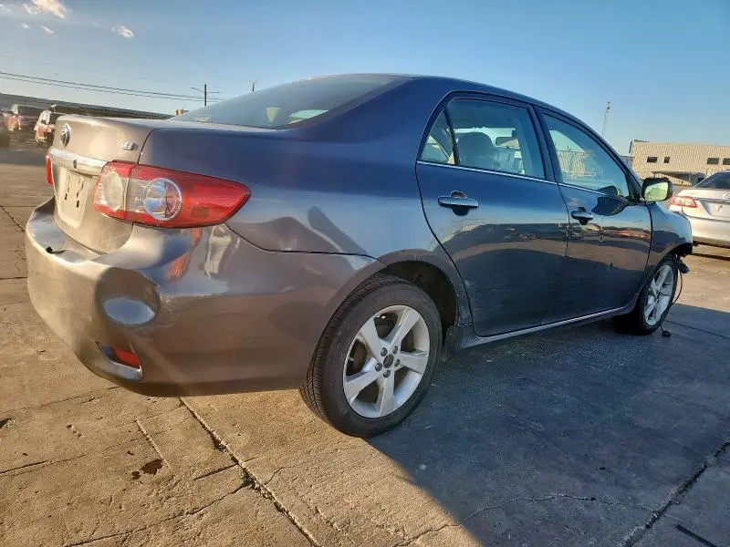 2013 TOYOTA COROLLA BASE  