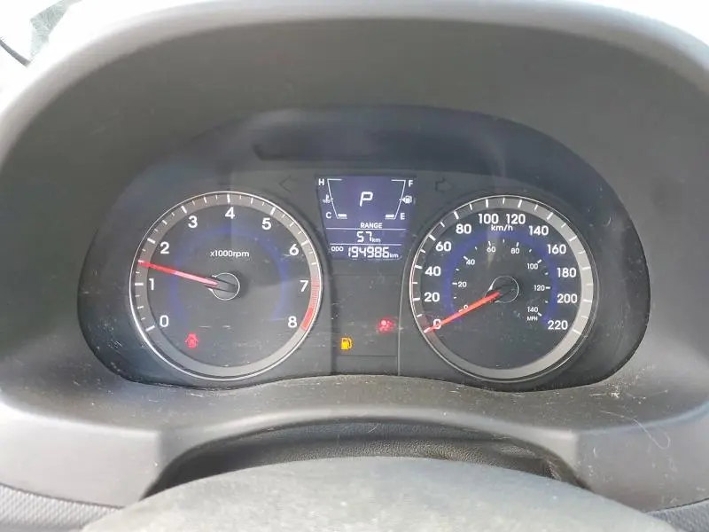 2012 HYUNDAI ACCENT GLS  