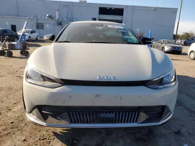 2023 KIA EV6 LIGHT  