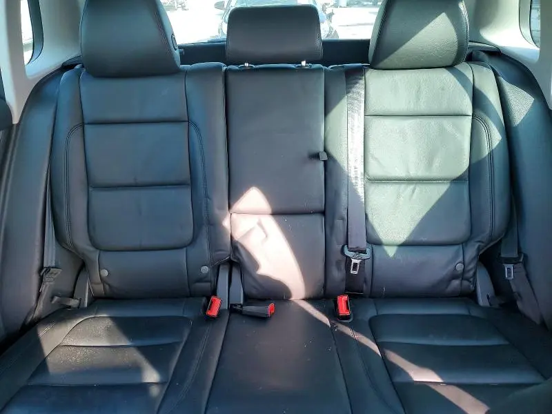 2012 VOLKSWAGEN TIGUAN S  