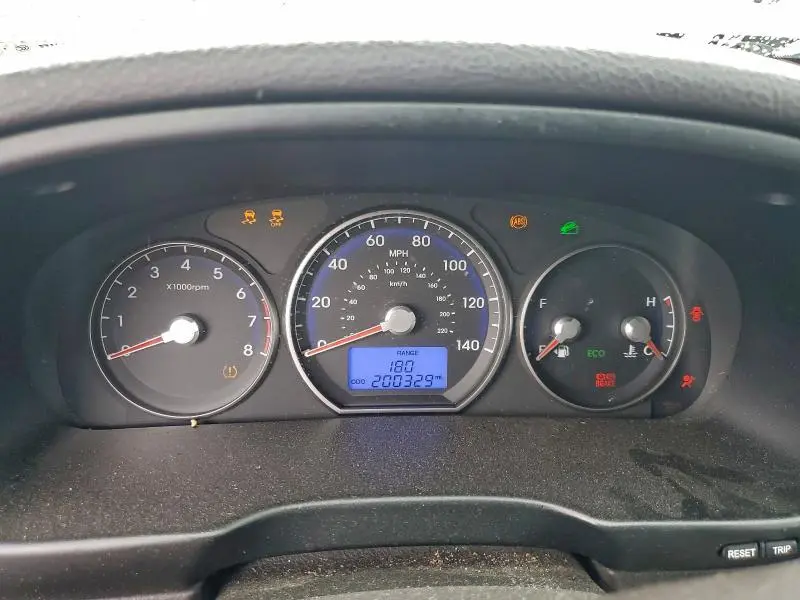 2012 HYUNDAI SANTA FE GLS  