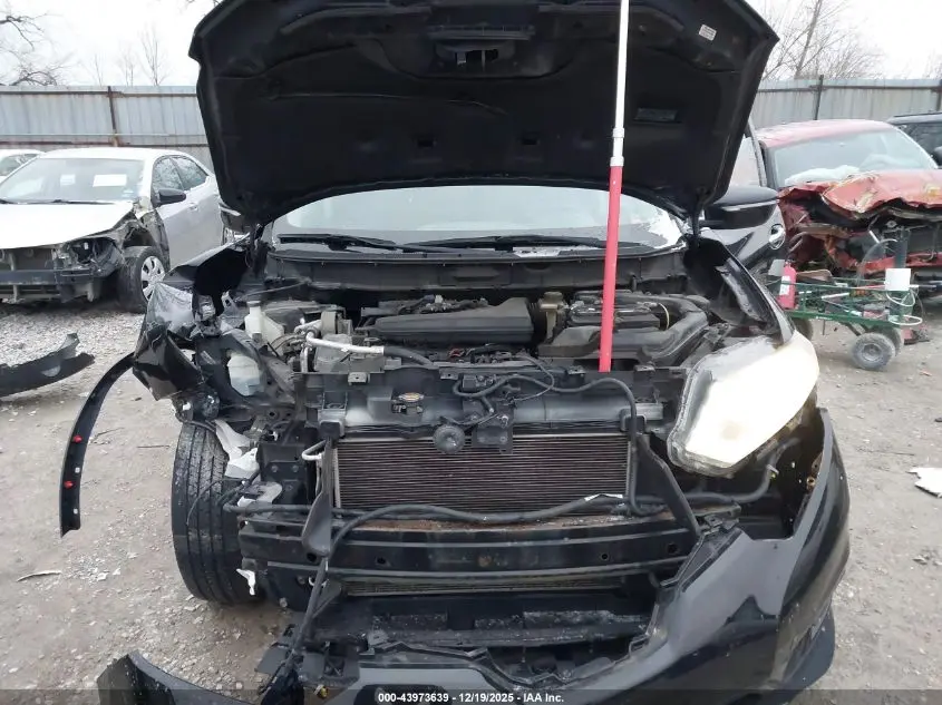 2015 NISSAN ROGUE SV