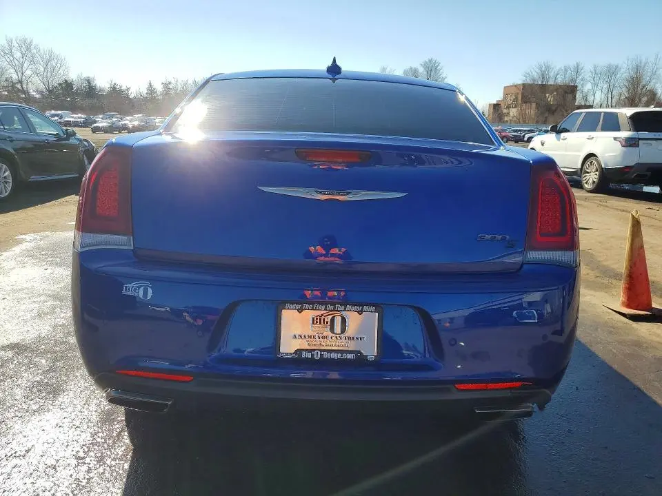 2019 CHRYSLER 300 S  
