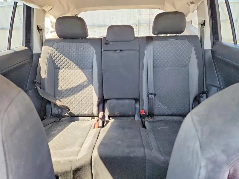 2018 VOLKSWAGEN TIGUAN S  