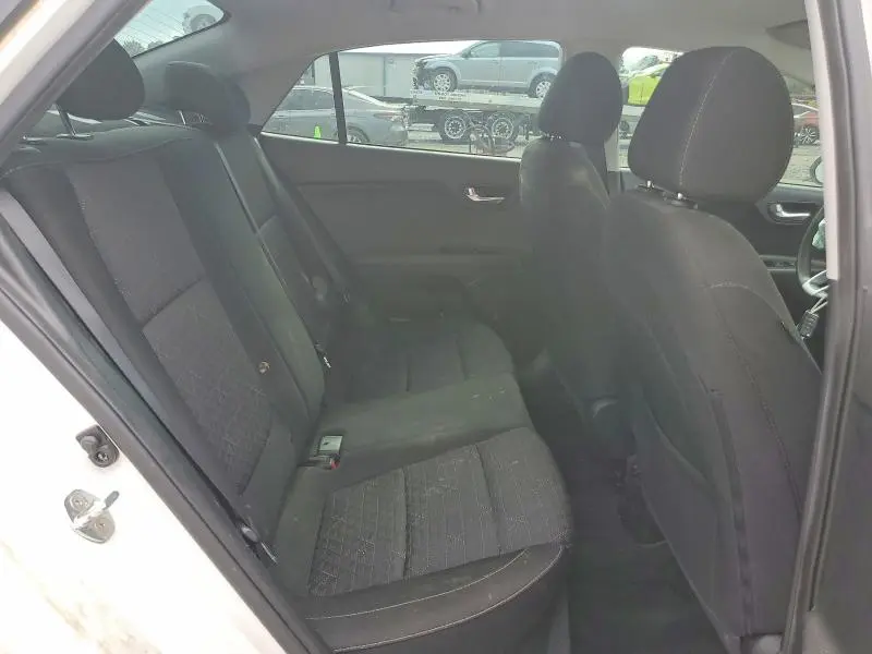 2020 KIA RIO S  